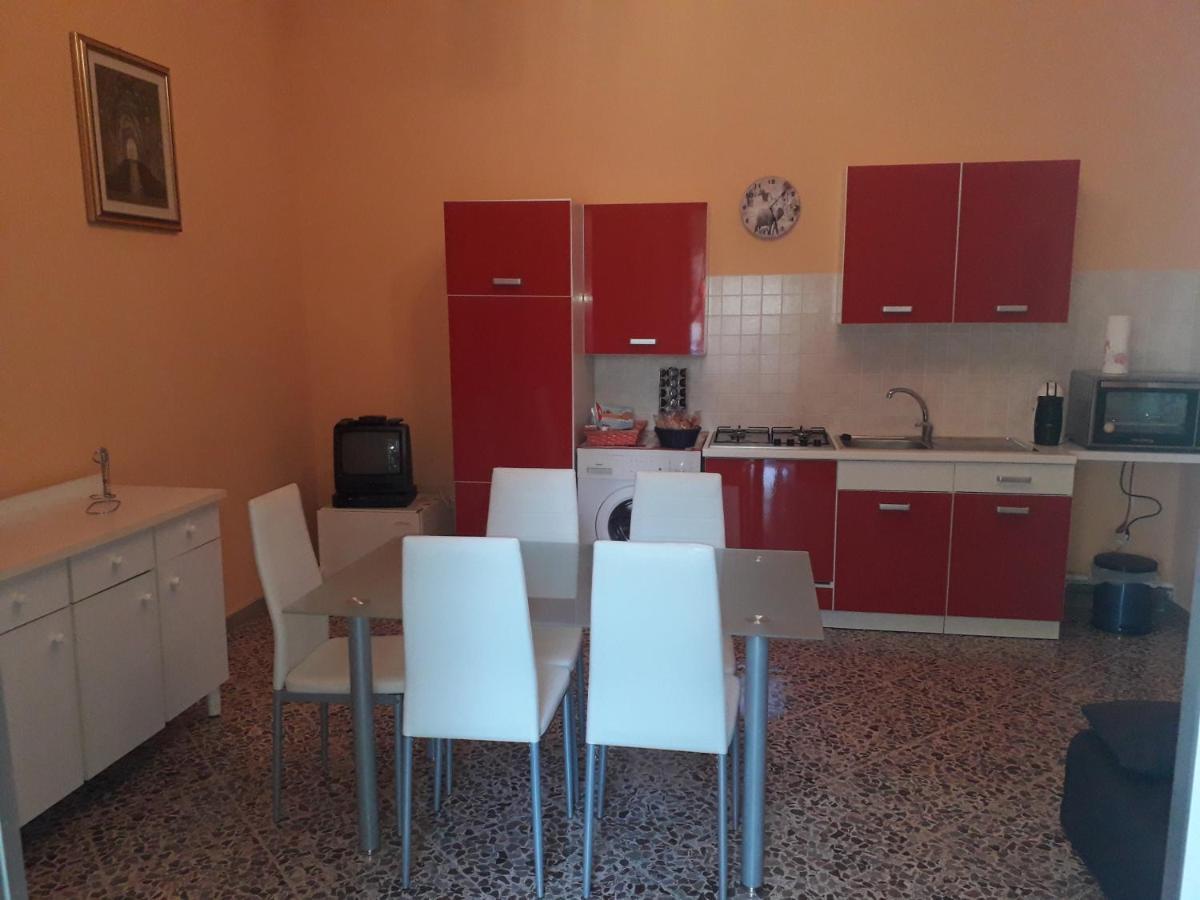 Casa Vacanza "Lo Vita" Appartamento "Alessia" Galatina Collemeto 外观 照片